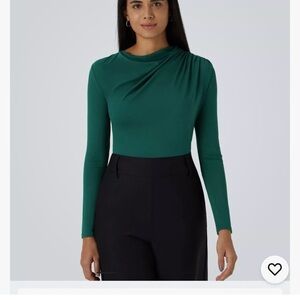 Halará Cowl neck Ruched Long Sleeve Slim Work Top new with tags Size S Green